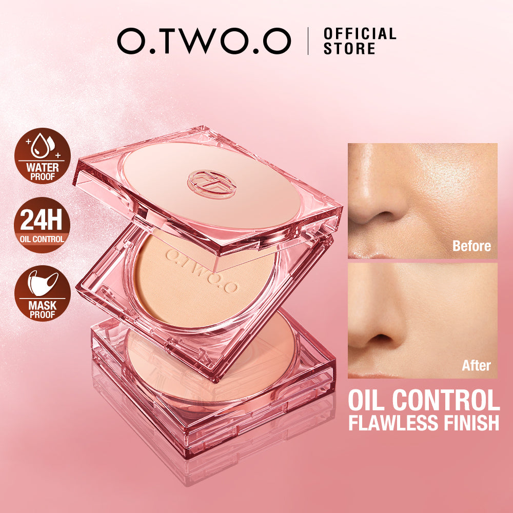 O.TWO.O Oil Control Pressed Powder