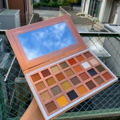 O.TWO.O 28 Colors Eyeshadow Palette