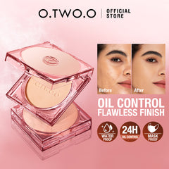 O.TWO.O Oil Control Pressed Powder