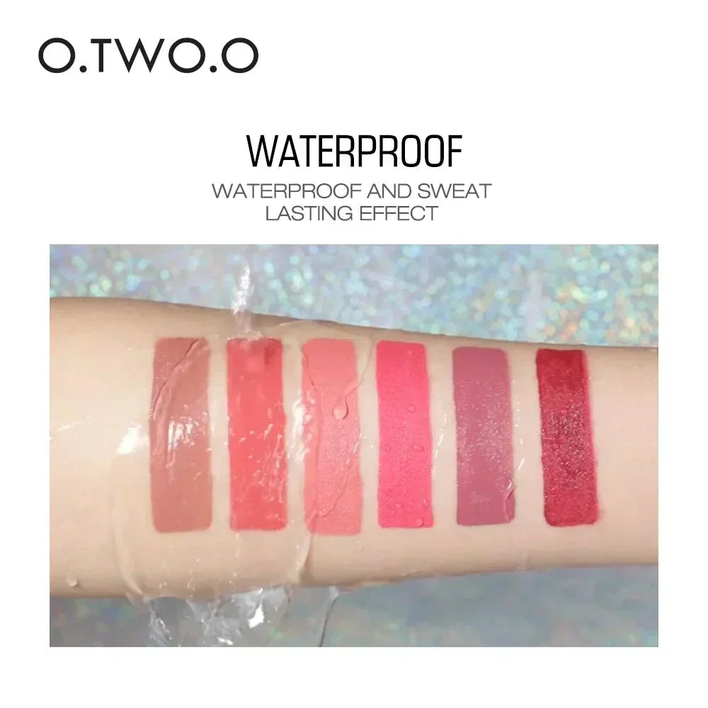 O.TWO.O 2 In 1 Lipstick And Lip Gloss