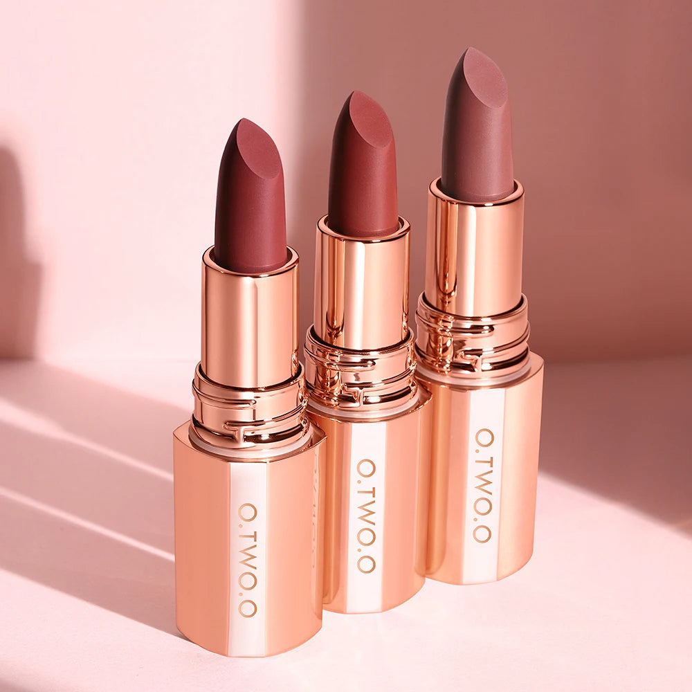 O.TWO.O Matte Lipstick