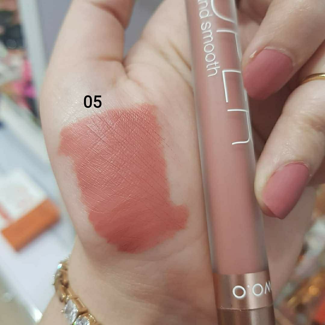 O.TWO.O Honey Whisper Velvet Matte Lip Gloss