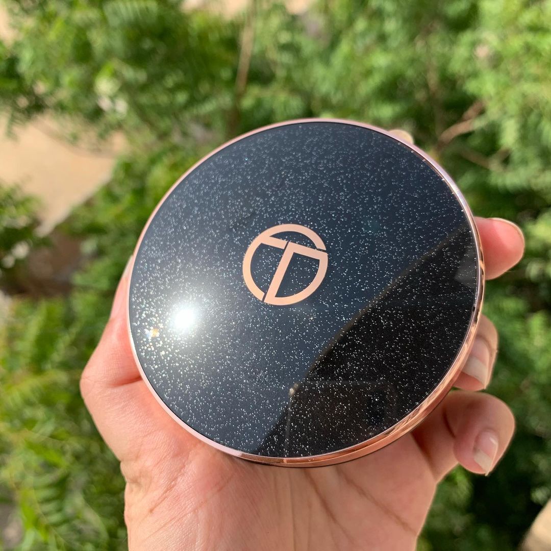 O.TWO.O Dream Diamond Face Powder