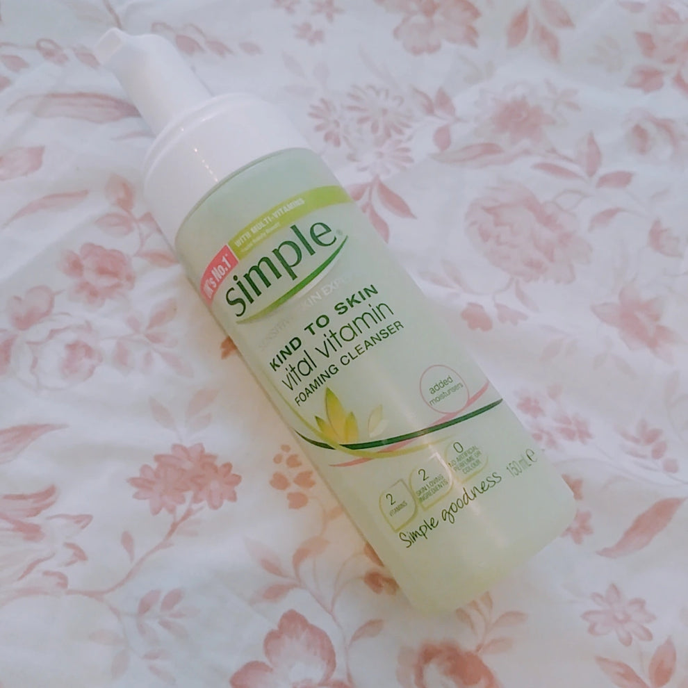 Simple Kind To Skin Vital Vitamin Foaming Cleanser 150ml